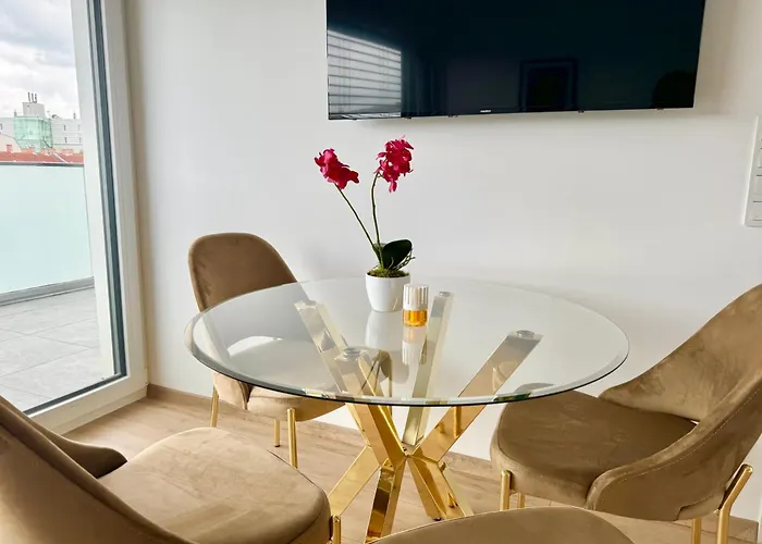 Apartamento Luxury Stylish Apartment With Balcony & Free Parking *